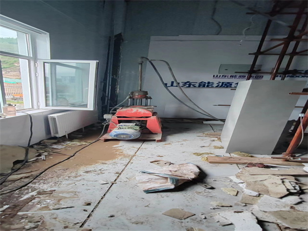 筠连地基基础下沉墙体裂缝加固注浆顶升施工